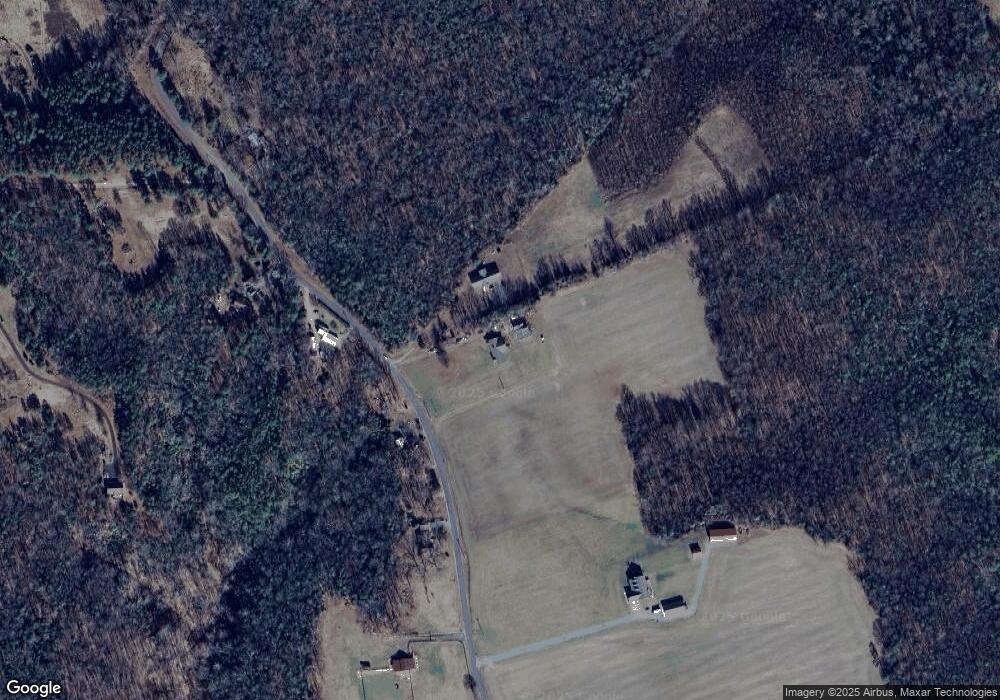 3192 Rappahannock Rd, Colonial Beach, VA 22443 - photo 1