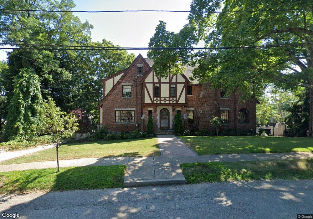 30 Ellis Rd, West Newton, MA 02465 - photo 1