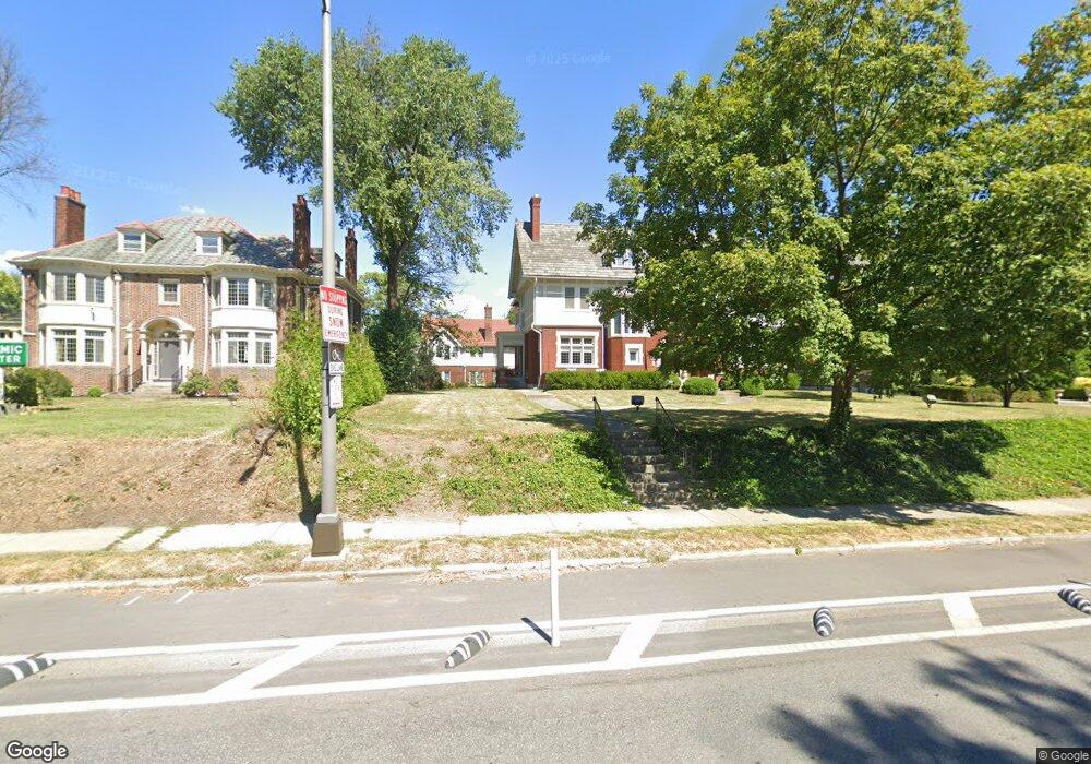 1440 E Broad St unit 5, Columbus, OH 43205 - photo 1