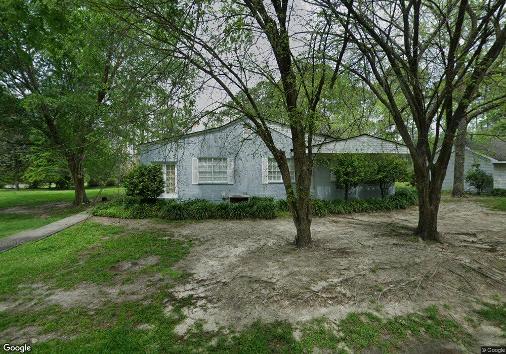 2037 2nd St SE, Moultrie, GA 31768 - photo 1