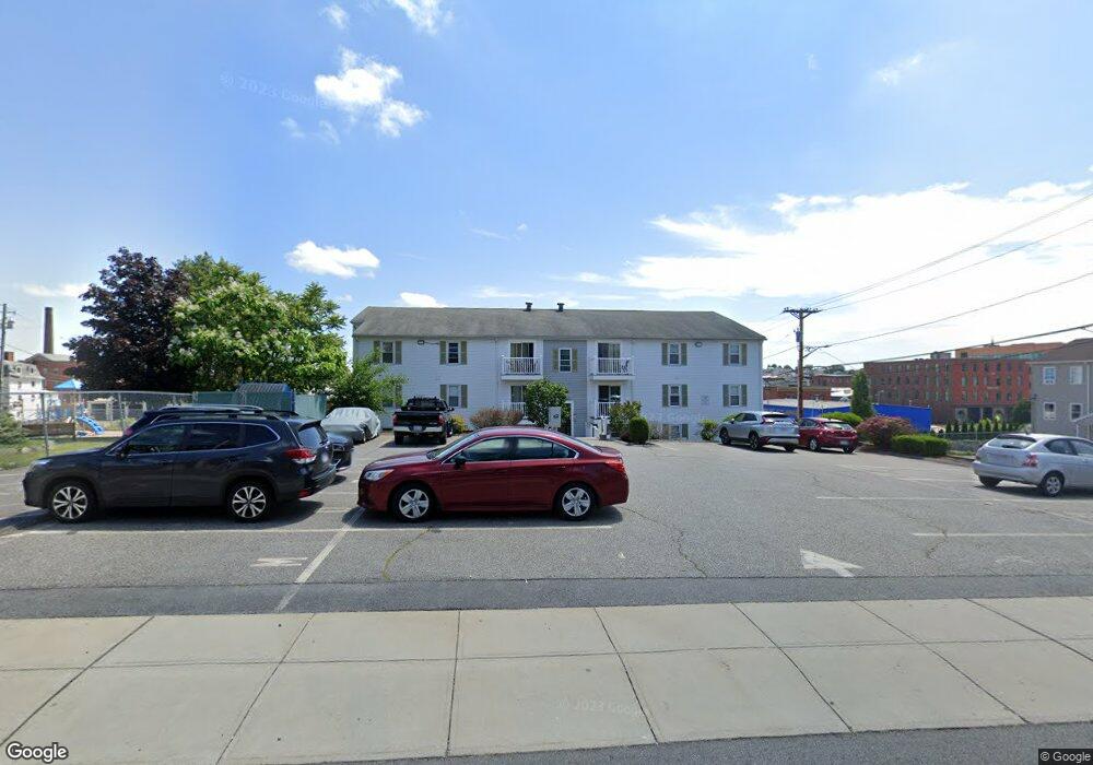 433 Bank St unit 11, Fall River, MA 02720 - photo 1