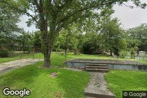 241 7th St NW, Moultrie, GA 31768