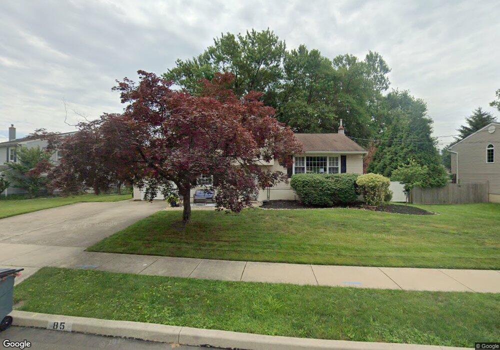 85 Hedgerow Dr, Morrisville, PA 19067 - photo 1