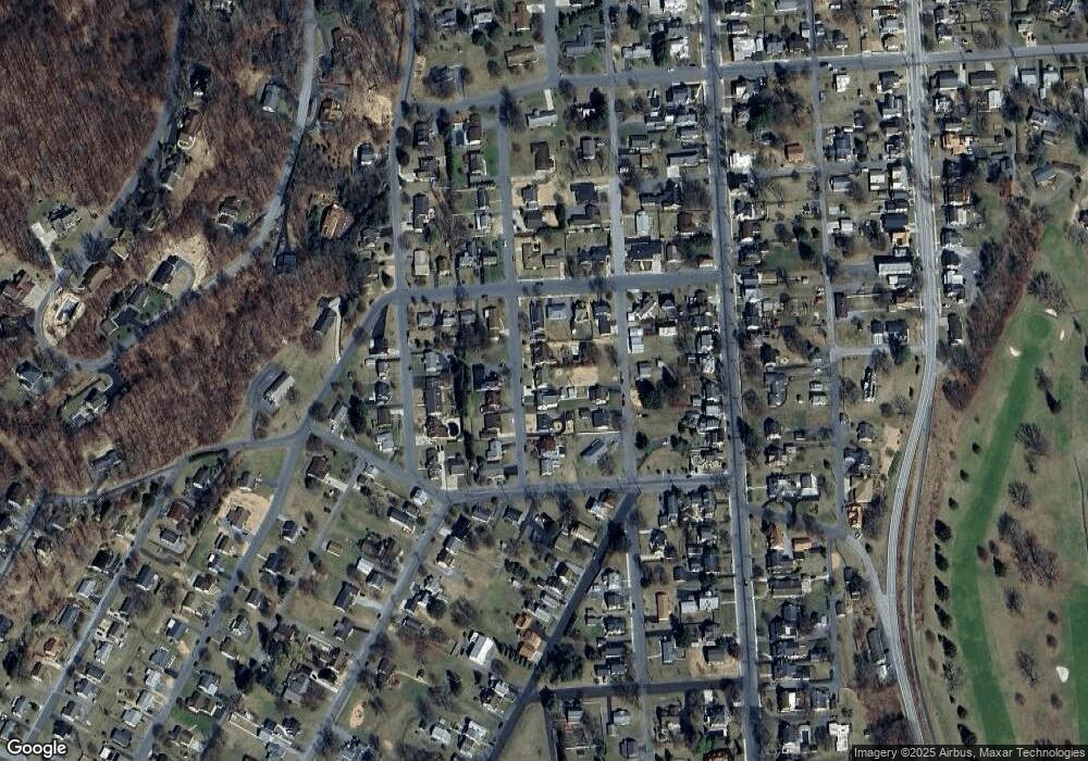 607 S Thomas St, Bedford, PA 15522 - photo 1