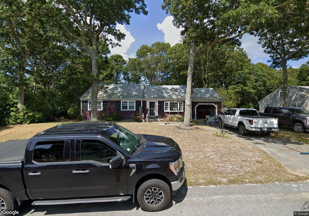 8 Bittersweet Ln, Harwich, MA 02645 - photo 1