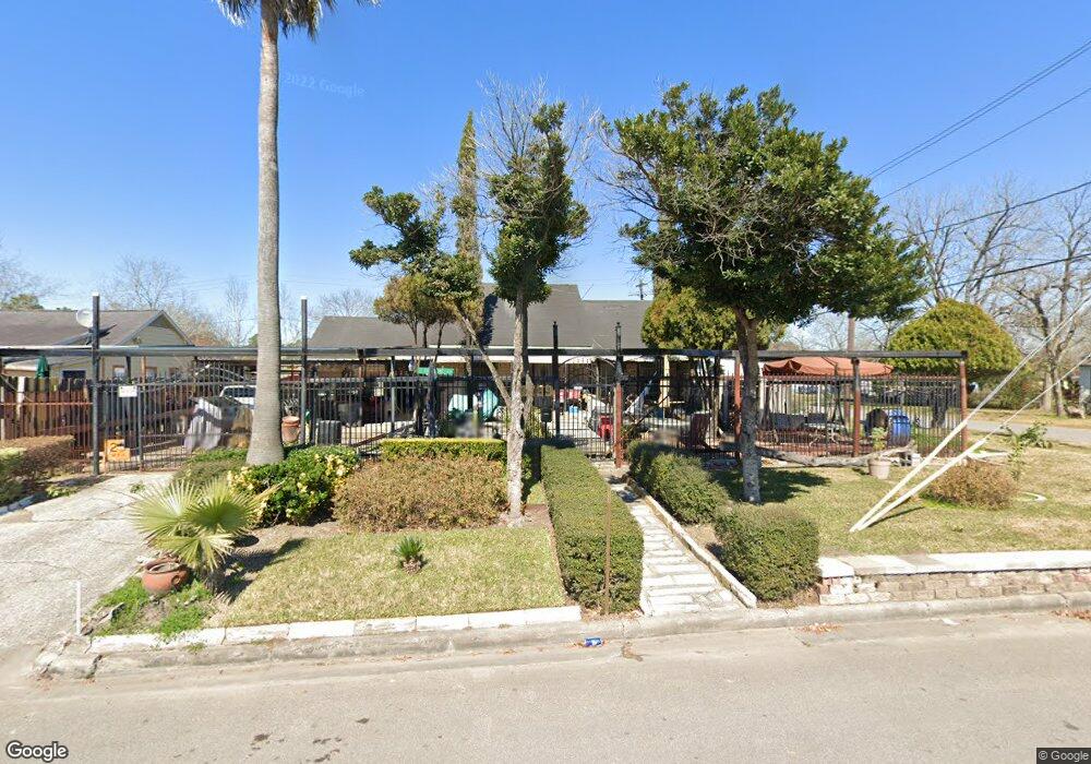 7739 Joplin St, Houston, TX 77087 - photo 1