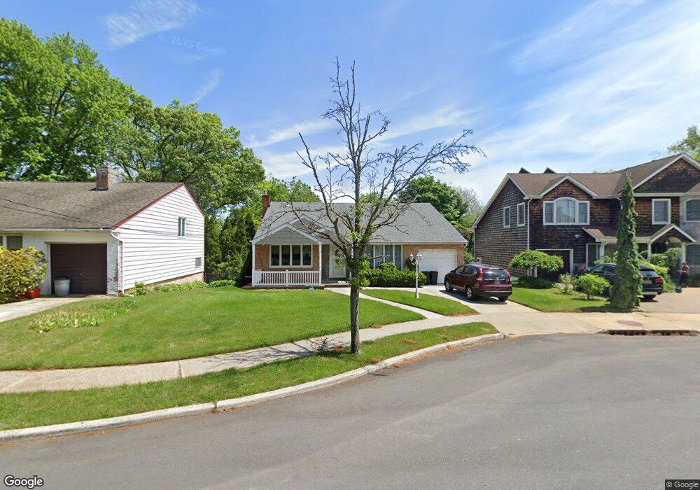 301 Jefferson St, Franklin Square, NY 11010 - photo 1