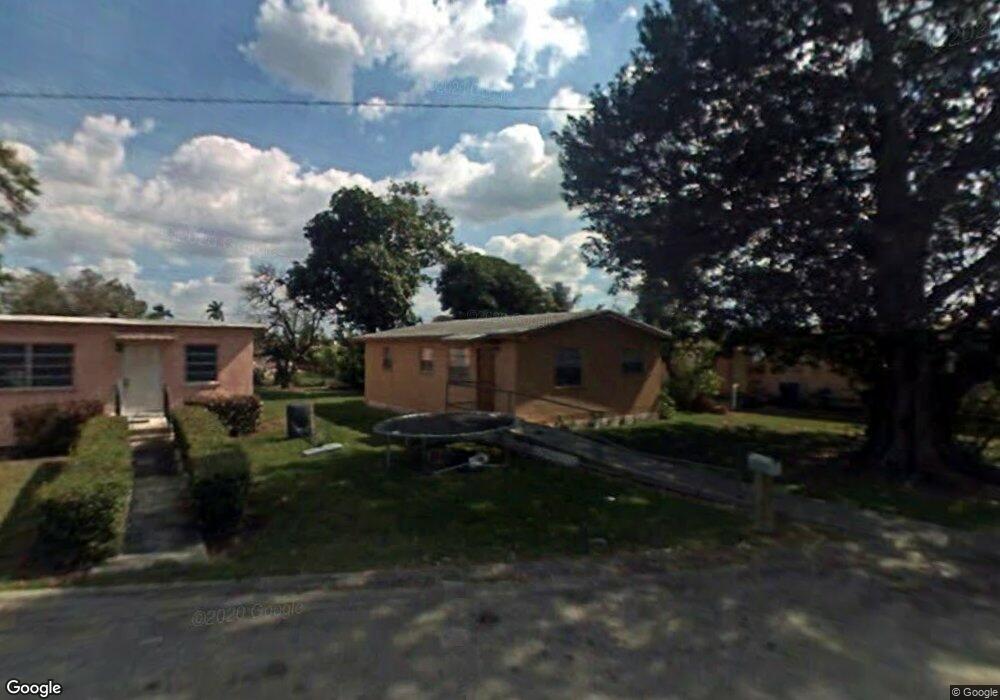 673 SW 9th St, Belle Glade, FL 33430 - photo 1