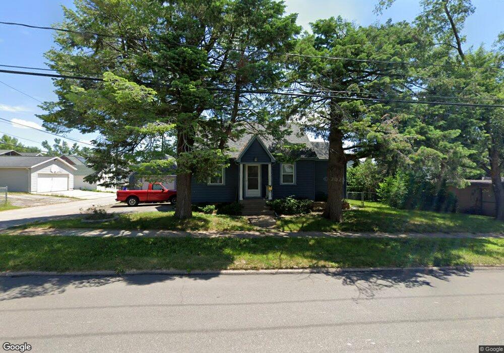 311 18th St NW, Cedar Rapids, IA 52405 - photo 1