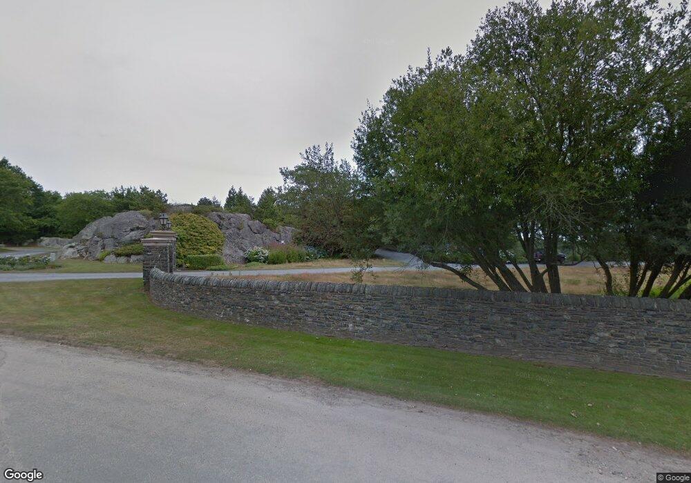 58 Beacon Hill Rd unit C, Newport, RI 02840 - photo 1