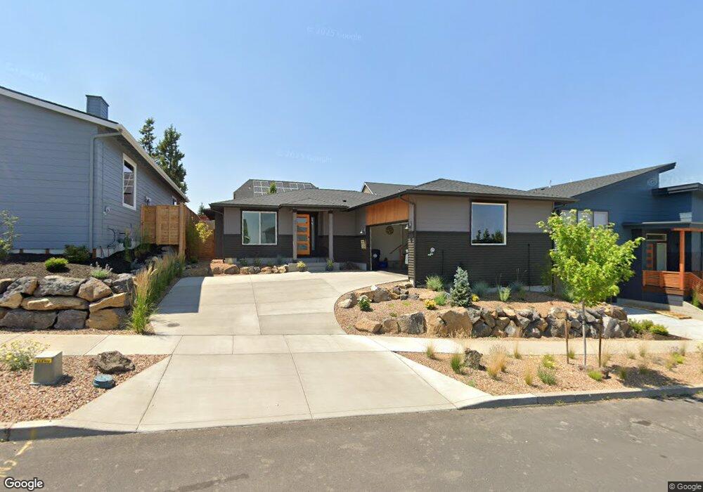 63116 Iner Loop, Bend, OR 97701 - photo 1