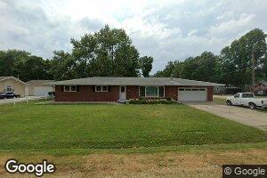 300 Bohlen St, Moweaqua, IL 62550