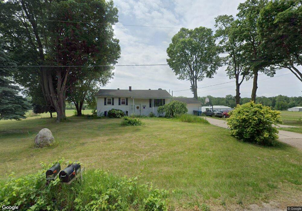 1226 135th Ave, Wayland, MI 49348 - photo 1