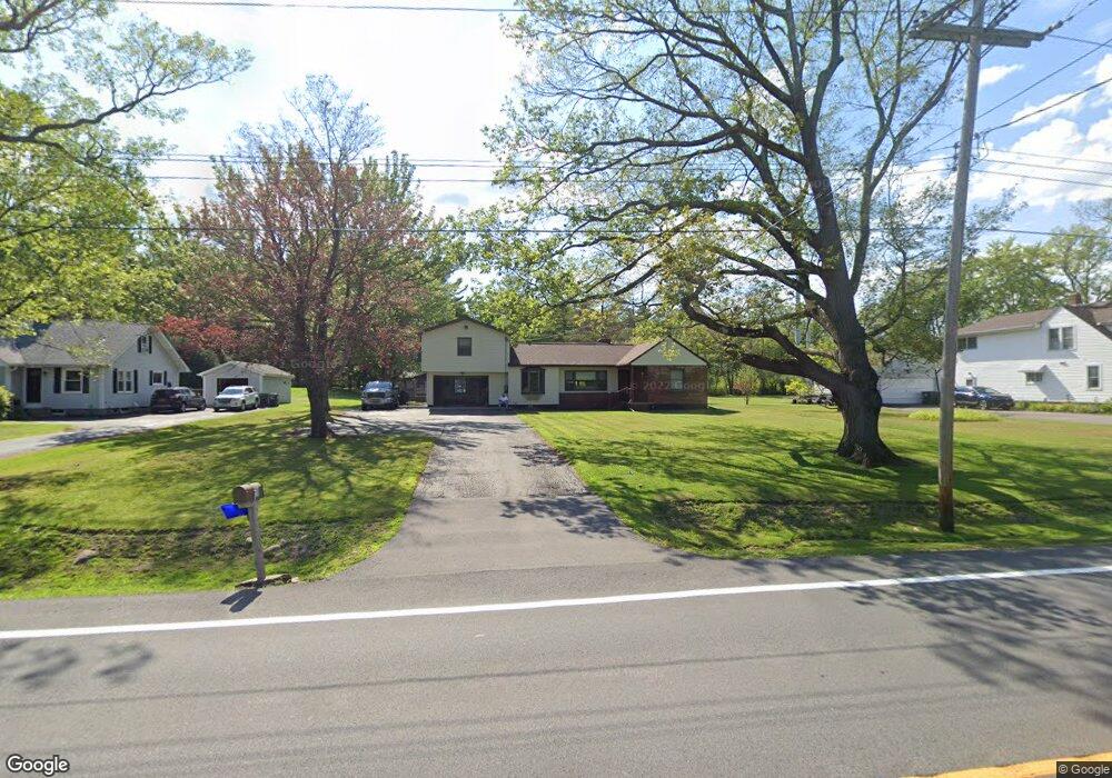 635 Sacandaga Rd, Schenectady, NY 12302 - photo 1