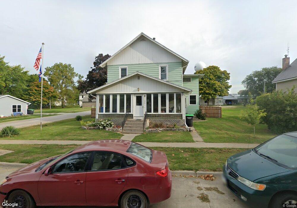 216 W 2nd St, Wayland, IA 52654 - photo 1