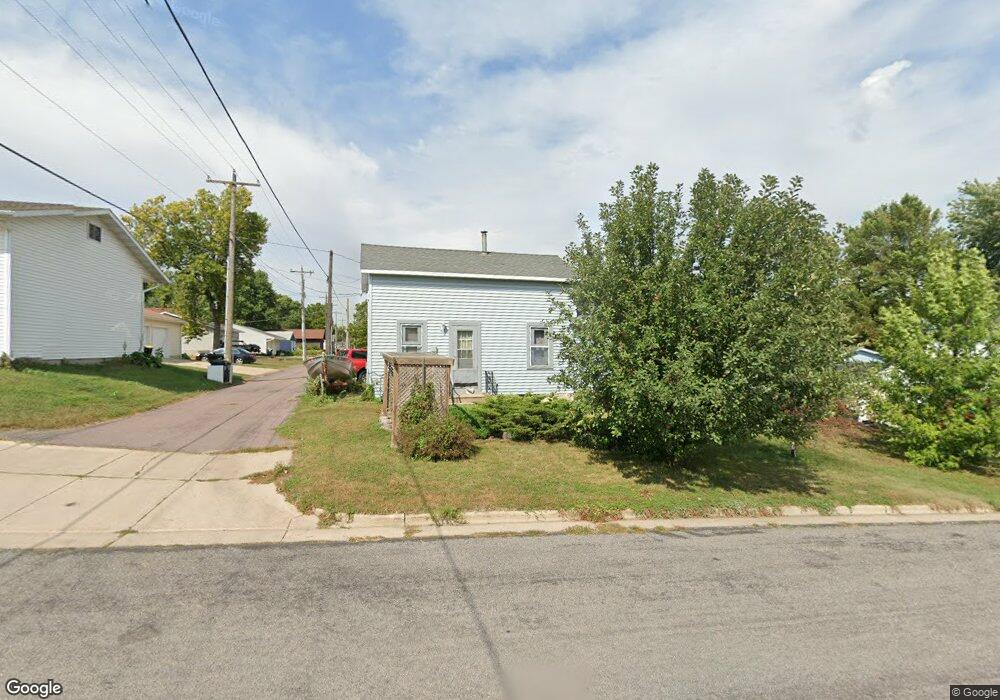 308 10th St N, New Ulm, MN 56073 - photo 1