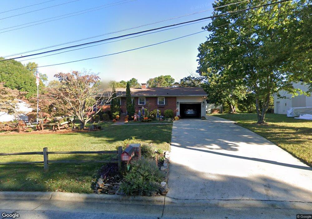 209 Boyce Ave, Jamestown, NC 27282 - photo 1