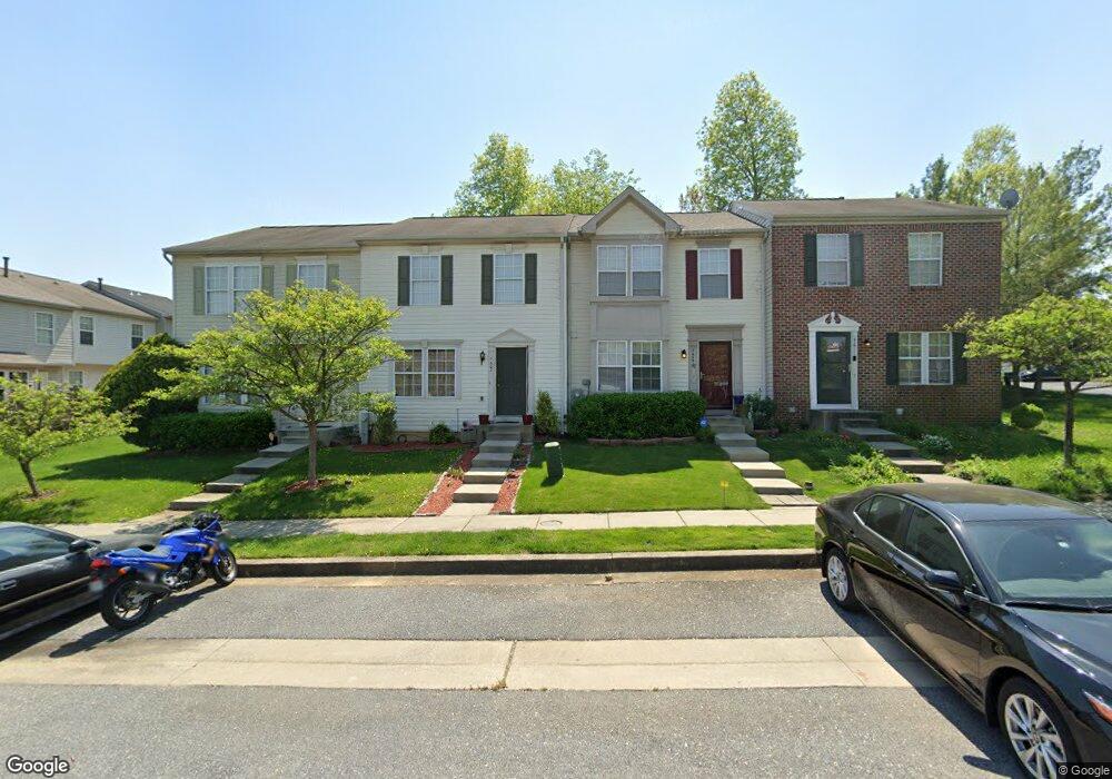 7609 Oakbridge Dr, Windsor Mill, MD 21244 - photo 1