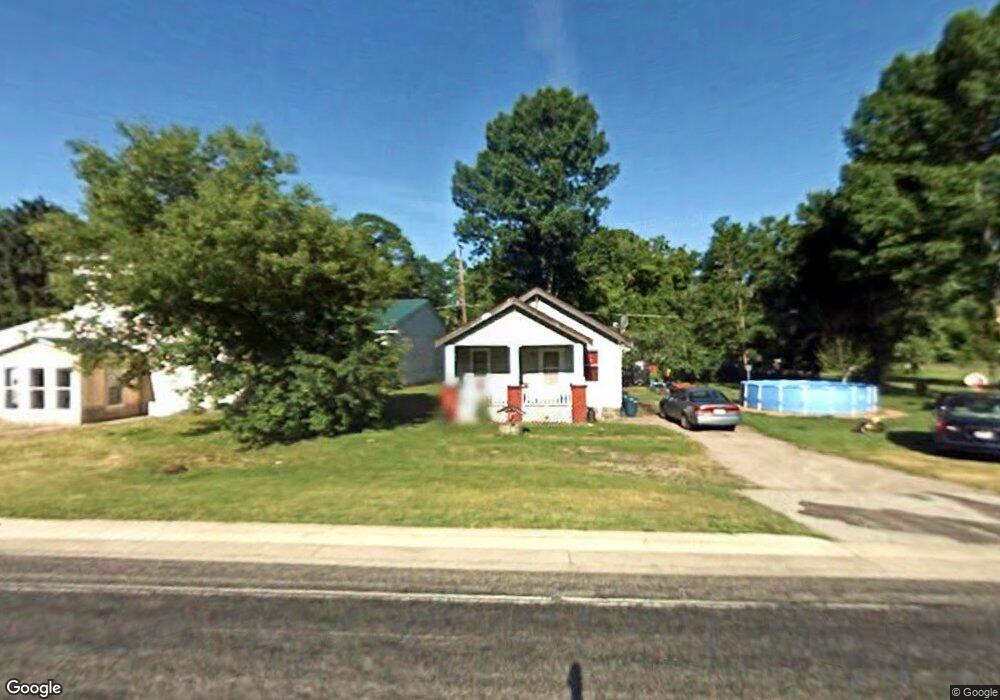 8738 Railroad St, Birch Run, MI 48415 - photo 1