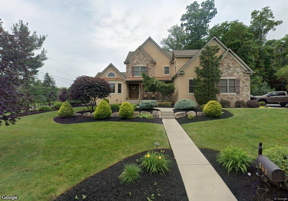 560 Churchill Ln, Allentown, PA 18106 - photo 1