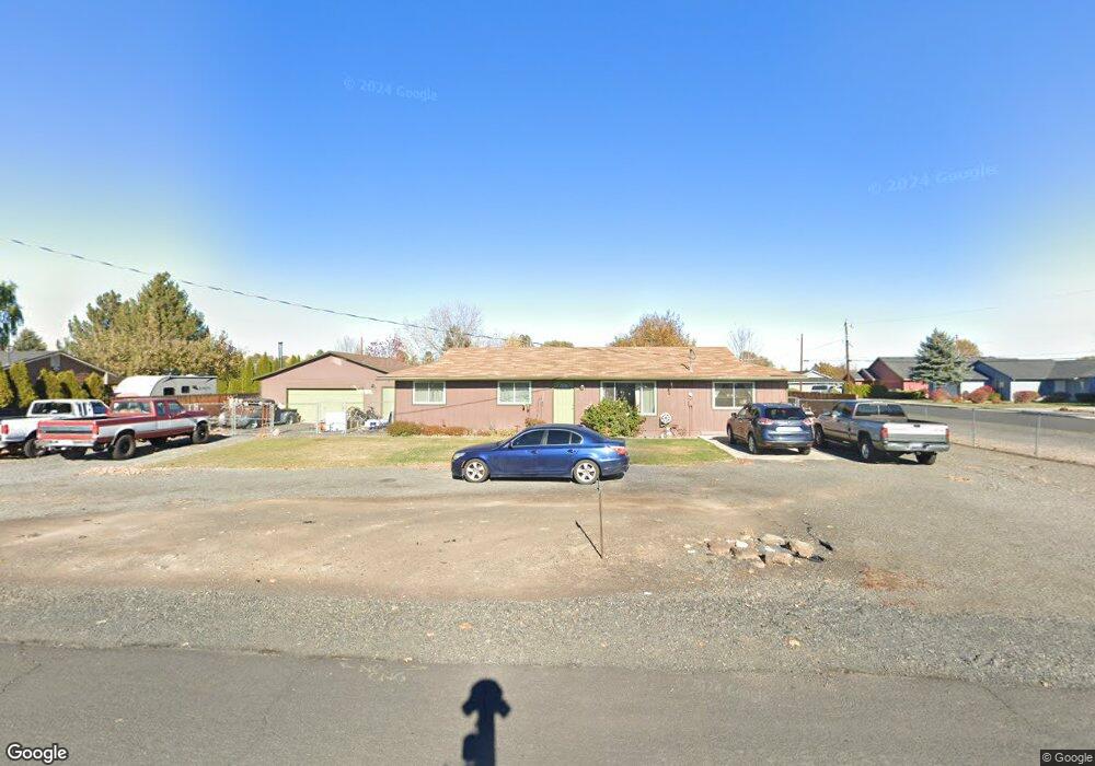 2525 SW Volcano Way, Redmond, OR 97756 - photo 1