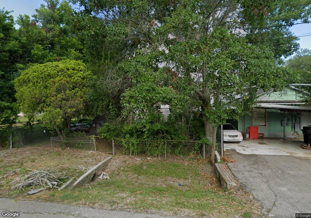 1603 Rice St, Alvin, TX 77511 - photo 1