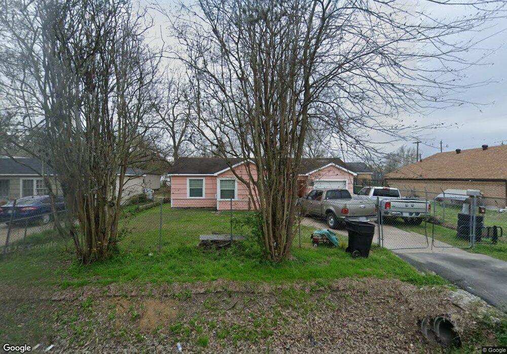 310 Robmore St, Houston, TX 77076 - photo 1