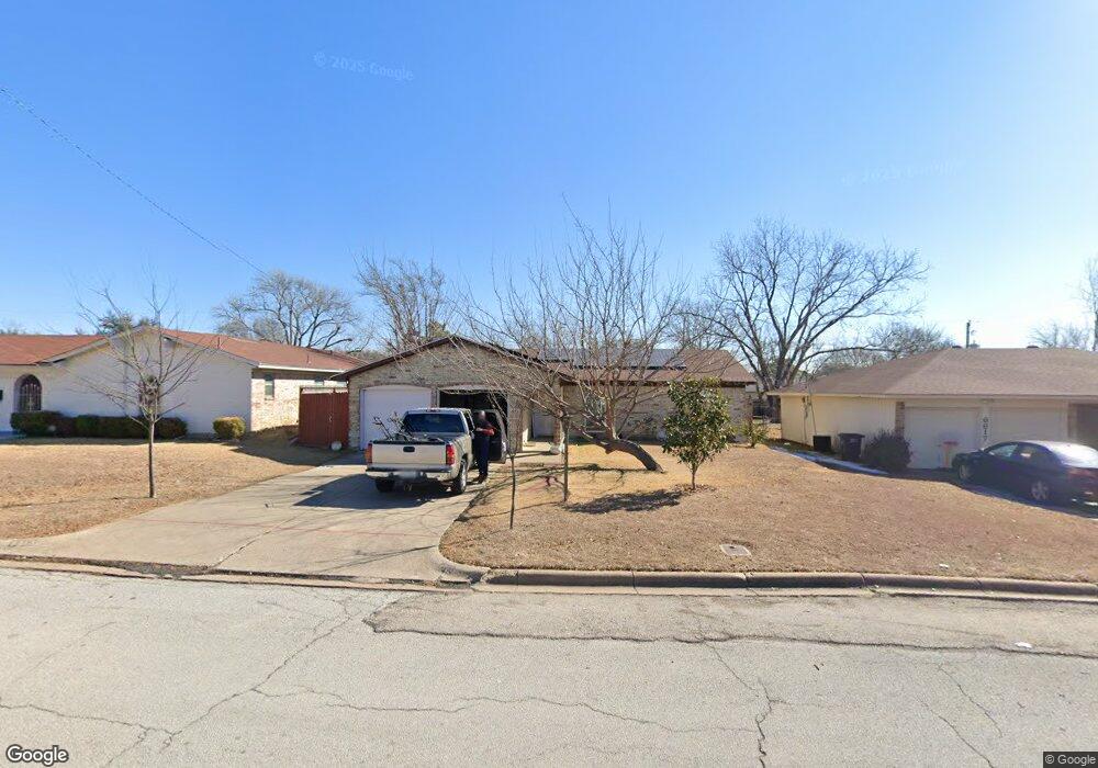 6613 Vega Dr, Fort Worth, TX 76133 - photo 1