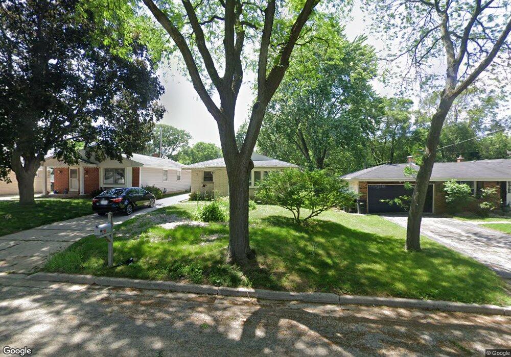 2101 N 114th St, Milwaukee, WI 53226 - photo 1