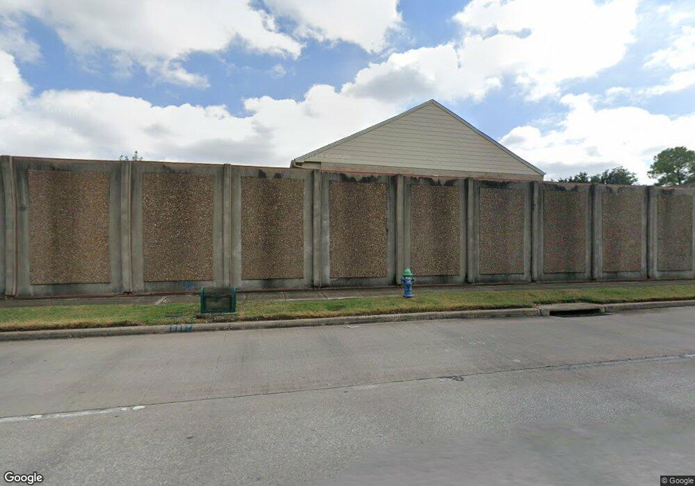 10394 Briar Forest Dr unit 33, Houston, TX 77042 - photo 1