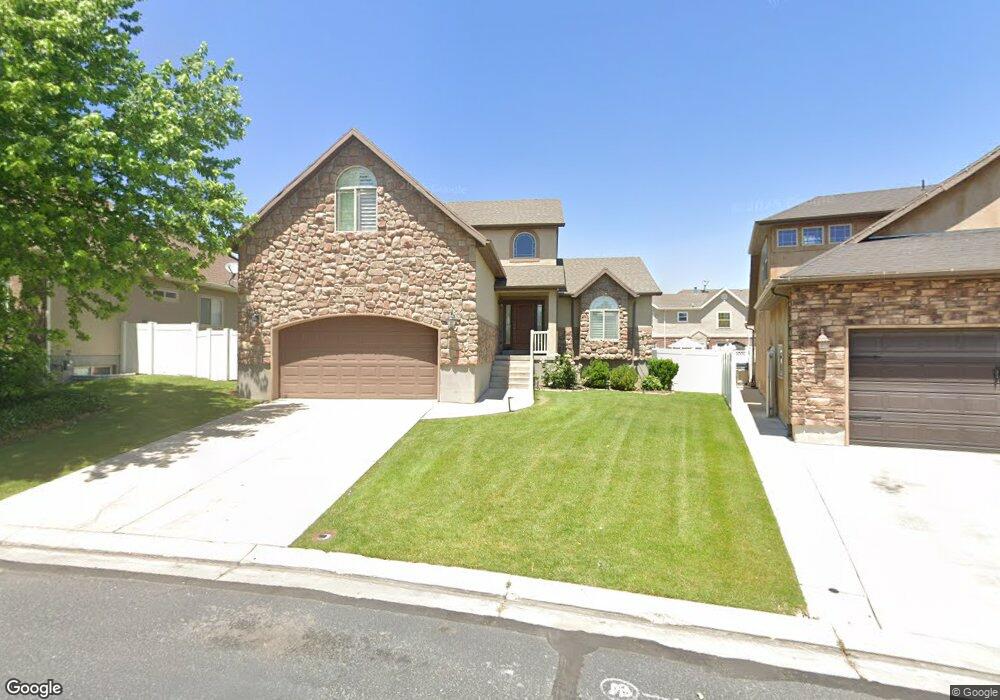 3889 W Sage Meadow Dr, South Jordan, UT 84009 - photo 1