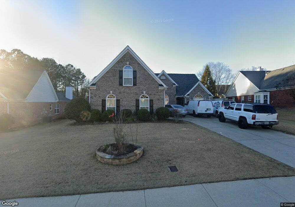 3585 Stoneleigh Run Dr, Buford, GA 30519 - photo 1