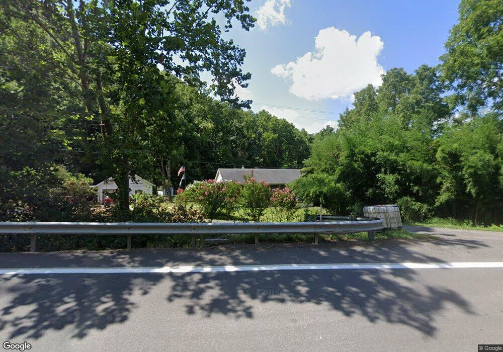 220 Cut Off Rd, Keyser, WV 26726 - photo 1