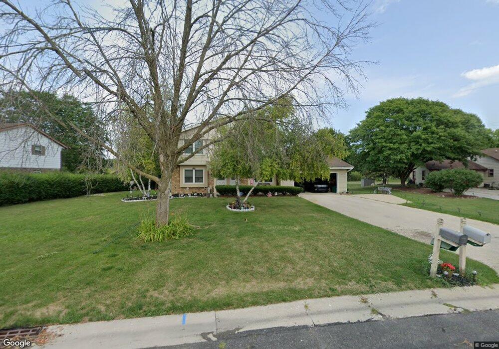 W156N10528 Jefferson Ln, Germantown, WI 53022 - photo 1