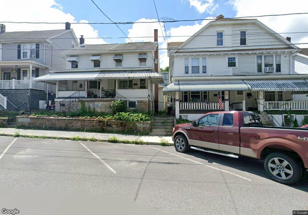 234 E Bertsch St, Lansford, PA 18232 - photo 1