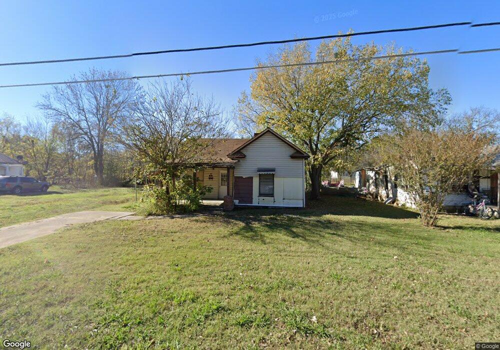723 S Strong Blvd, McAlester, OK 74501 - photo 1
