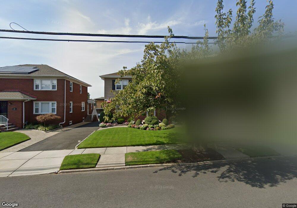 651 Chase Ave, Lyndhurst, NJ 07071 - photo 1