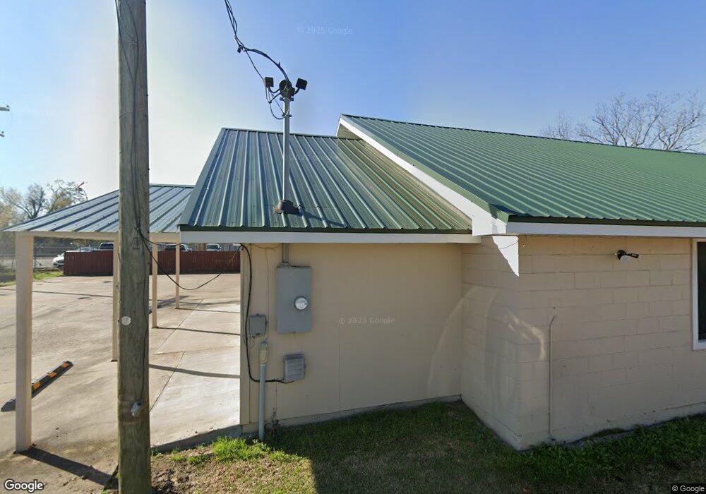103 N Blake St, Lake Charles, LA 70601 - photo 1