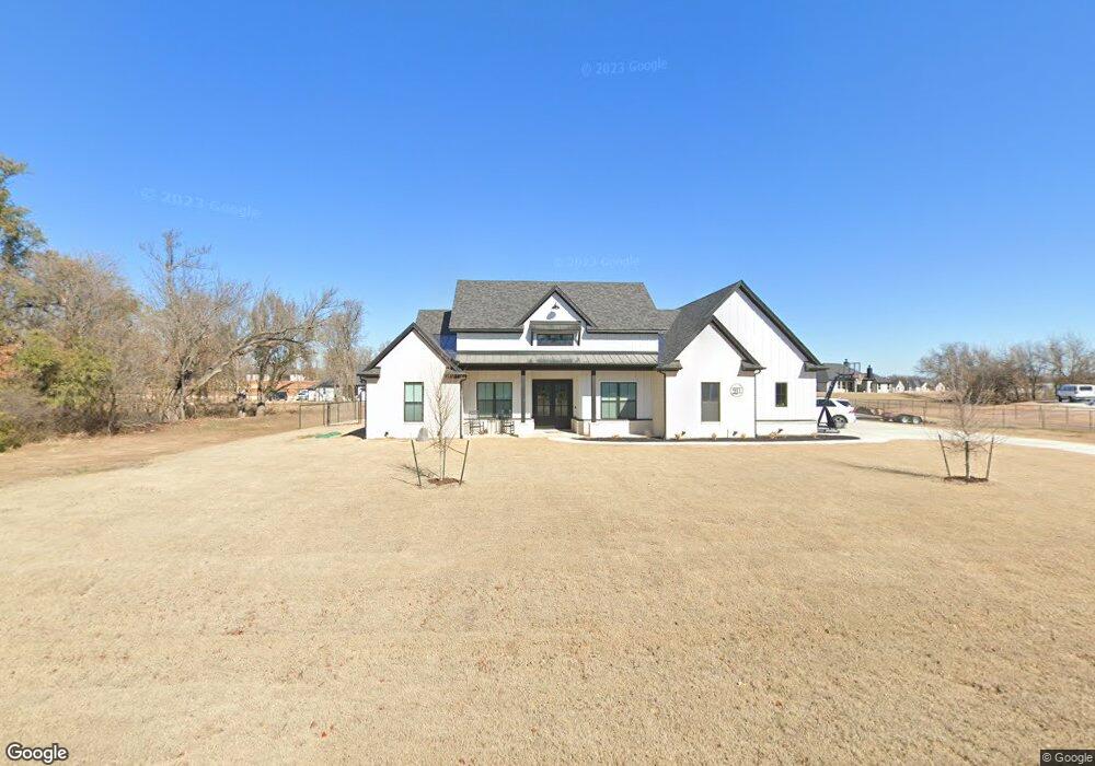 911 Taylor Branch, Springtown, TX 76082 - photo 1