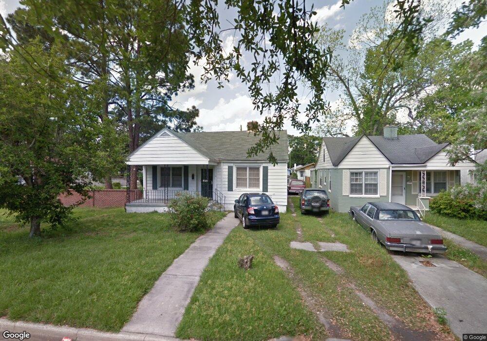 720 W 47th St, Savannah, GA 31405 - photo 1