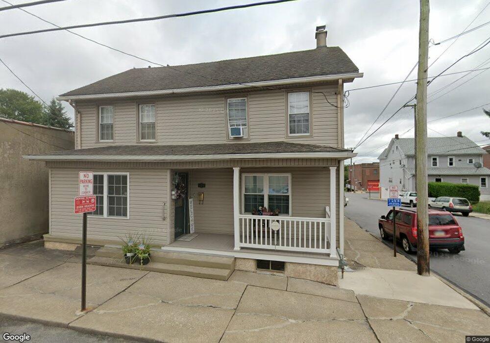 604 E 1st St, Hazleton, PA 18201 - photo 1