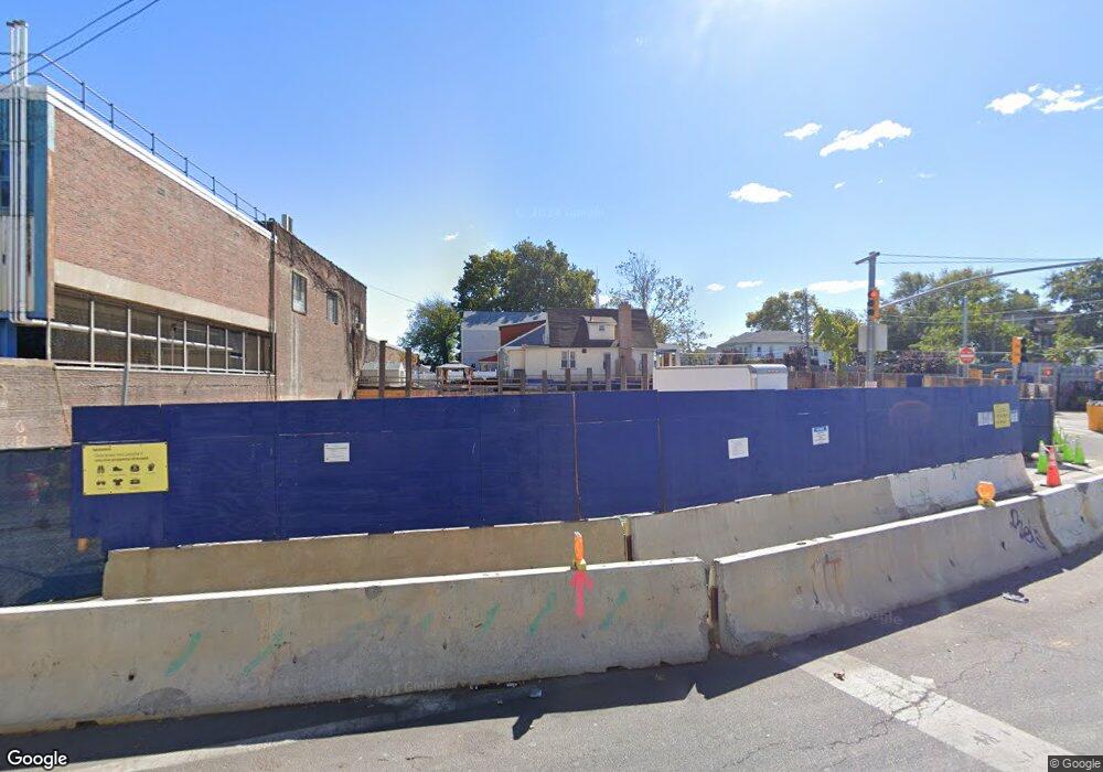 104-01 165th St, Jamaica, NY 11433 - photo 1