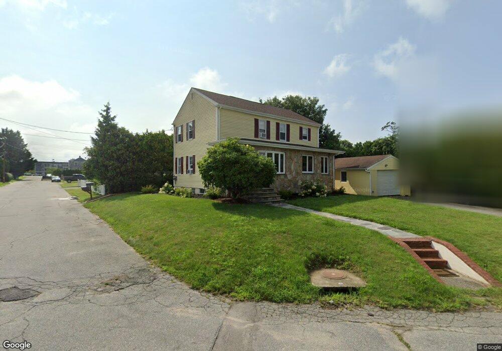 14 Greendale St, South Dartmouth, MA 02748 - photo 1