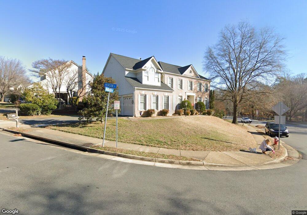 3819 Munson Rd, Falls Church, VA 22041 - photo 1