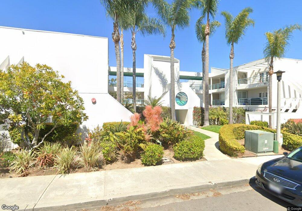 2552 Navarra Dr unit D, Carlsbad, CA 92009 - photo 1