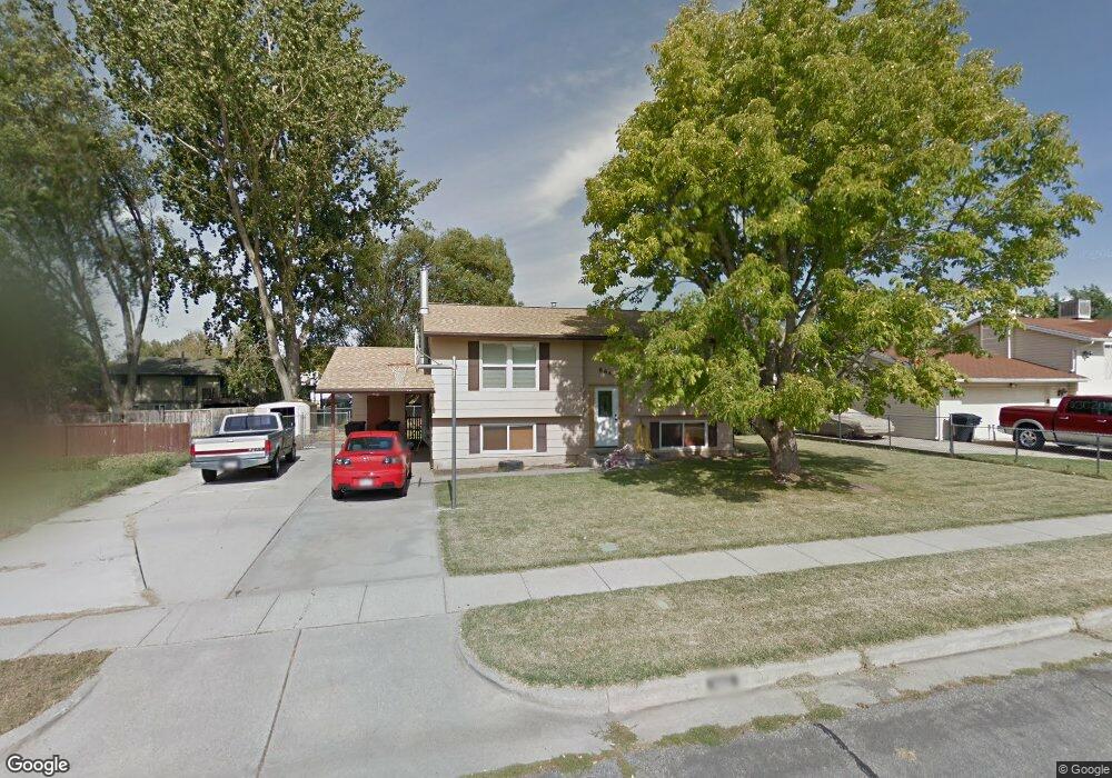 864 W 2550 N, Clearfield, UT 84015 - photo 1