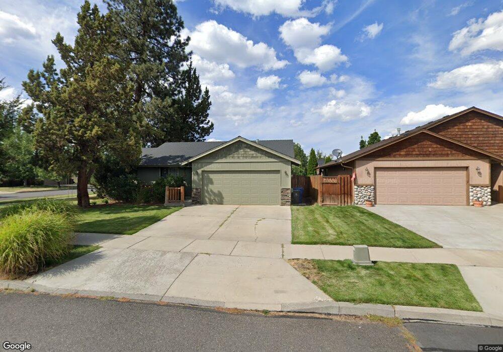 20540 Peak Ave, Bend, OR 97702 - photo 1