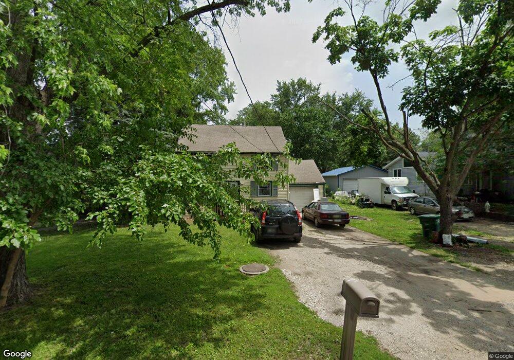 4255 NE 10th St, Des Moines, IA 50313 - photo 1