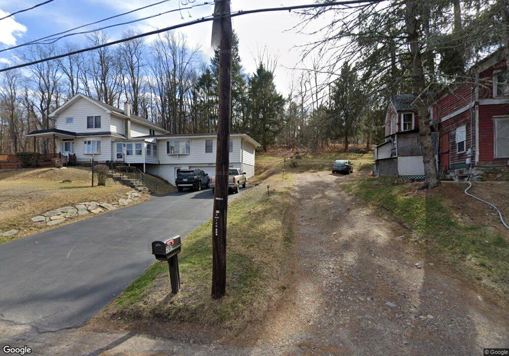 207 Front St, Elmhurst Township, PA 18444 - photo 1