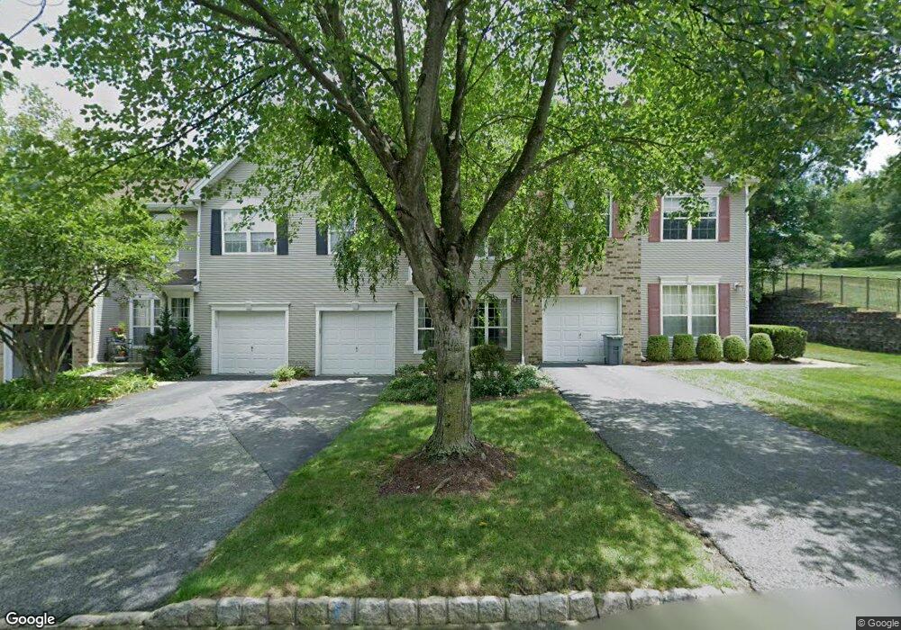 325 Vista View Dr, Mahwah, NJ 07430 - photo 1